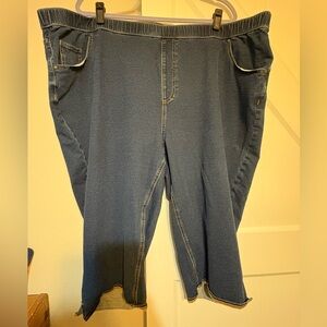 Catherine’s knit jean Capris